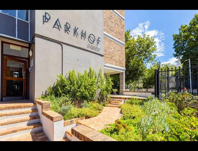 1 BEDROOM APARTMENT FOR SALE IN GARDENS